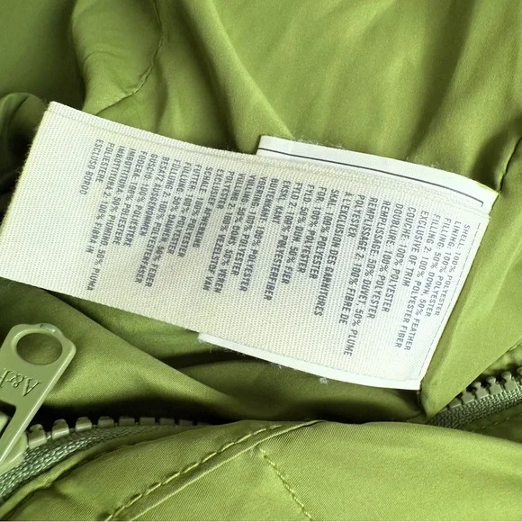 2 Jackets Down Abercrombie & Fitch and Hollister  Girls Puffer Down Vest. XS - Picture 5 of 10